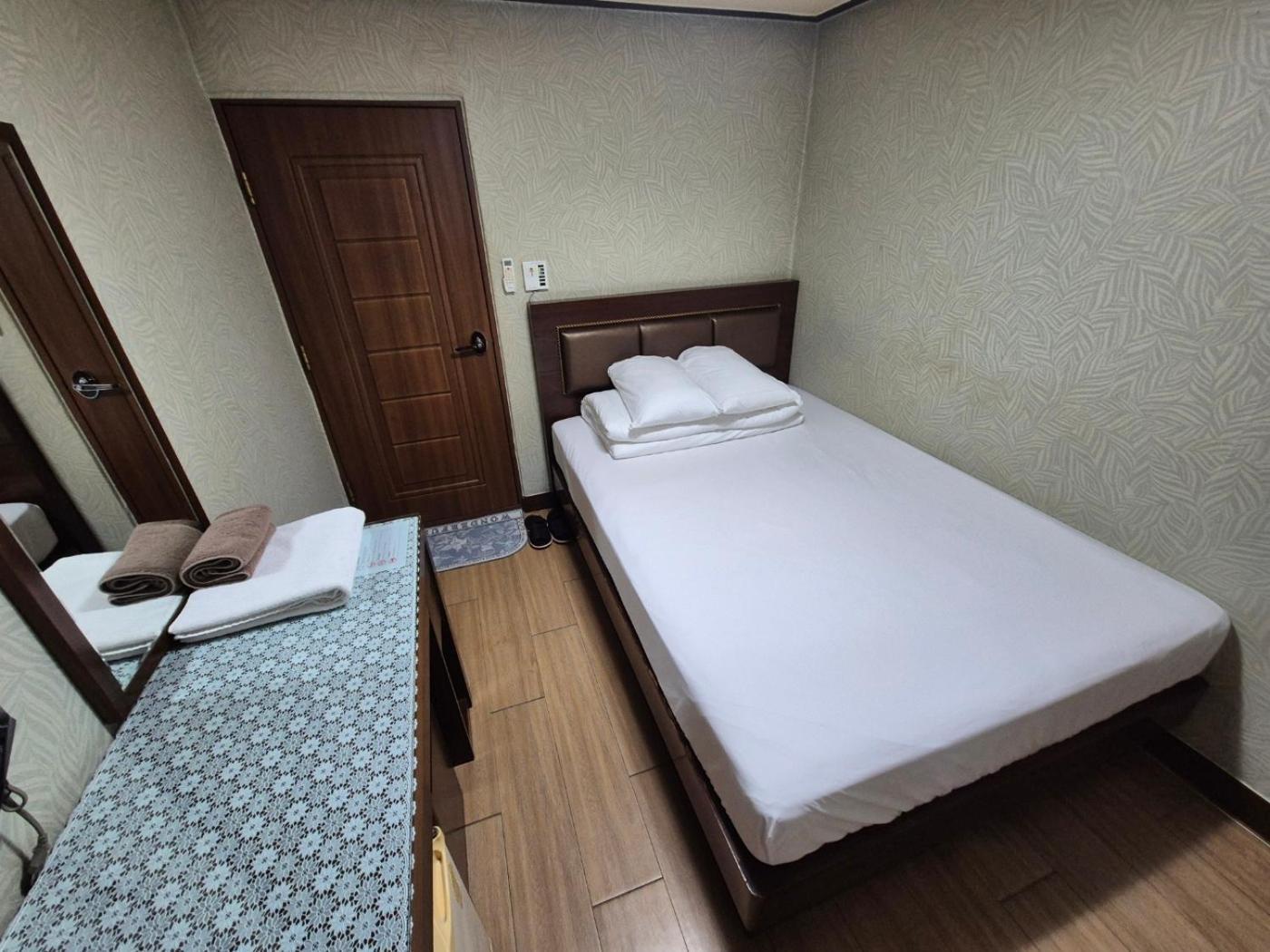 Joyful Stay Seoul Exterior foto